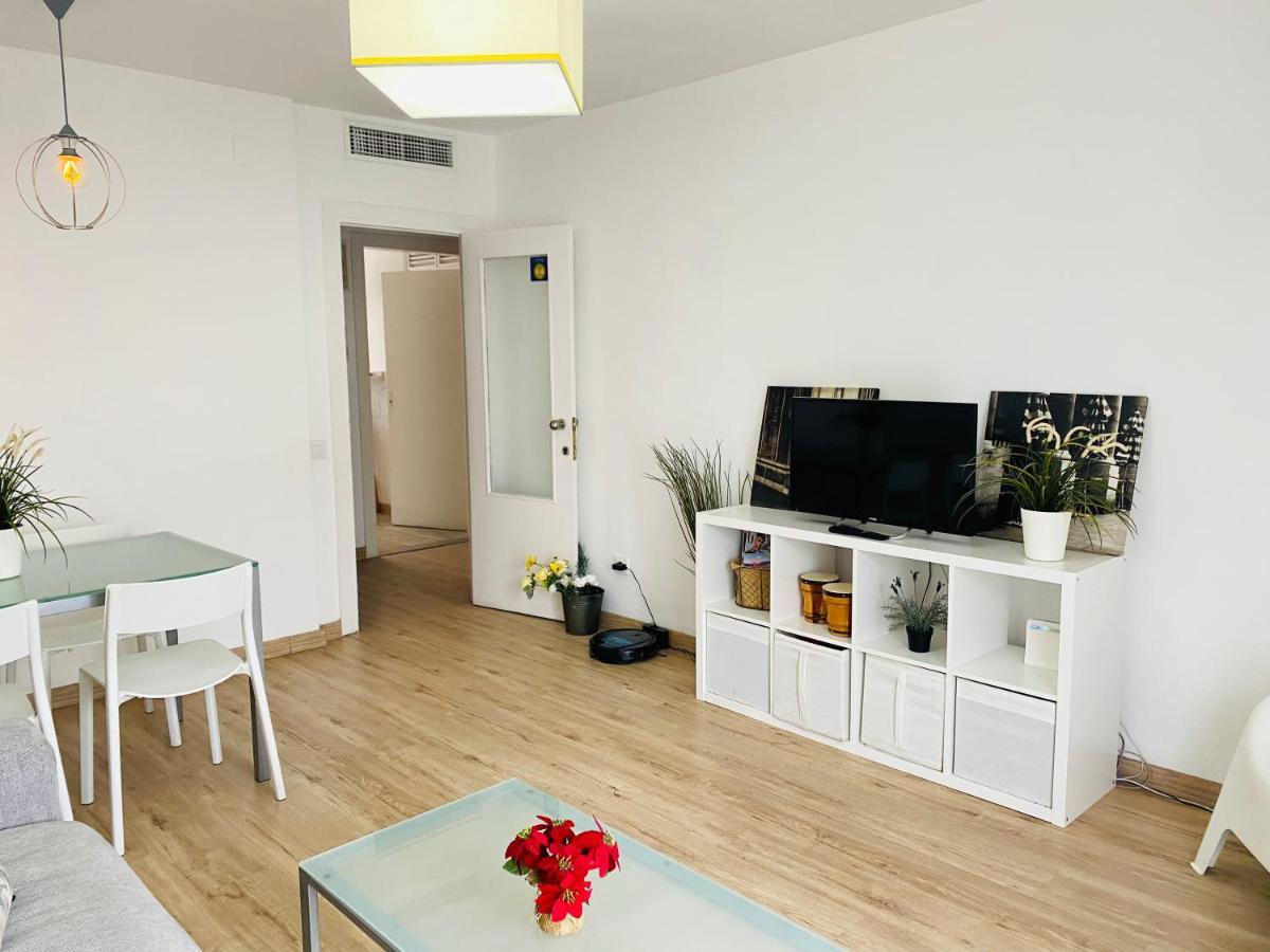 Betis A La Orilla Del Guadalquivir & Vistas A La Giralda Apartman Sevilla Kültér fotó