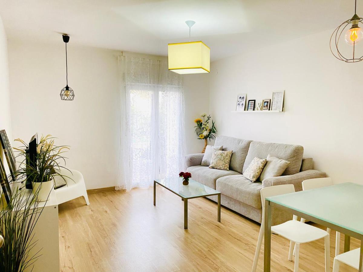 Betis A La Orilla Del Guadalquivir & Vistas A La Giralda Apartman Sevilla Kültér fotó