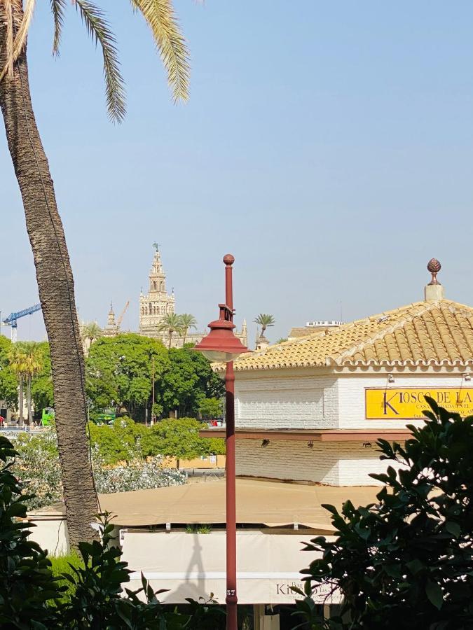 Betis A La Orilla Del Guadalquivir & Vistas A La Giralda Apartman Sevilla Kültér fotó
