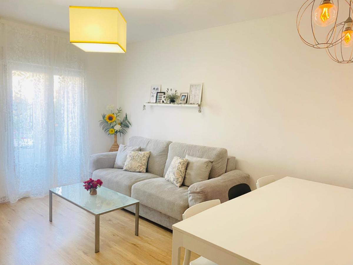 Betis A La Orilla Del Guadalquivir & Vistas A La Giralda Apartman Sevilla Kültér fotó