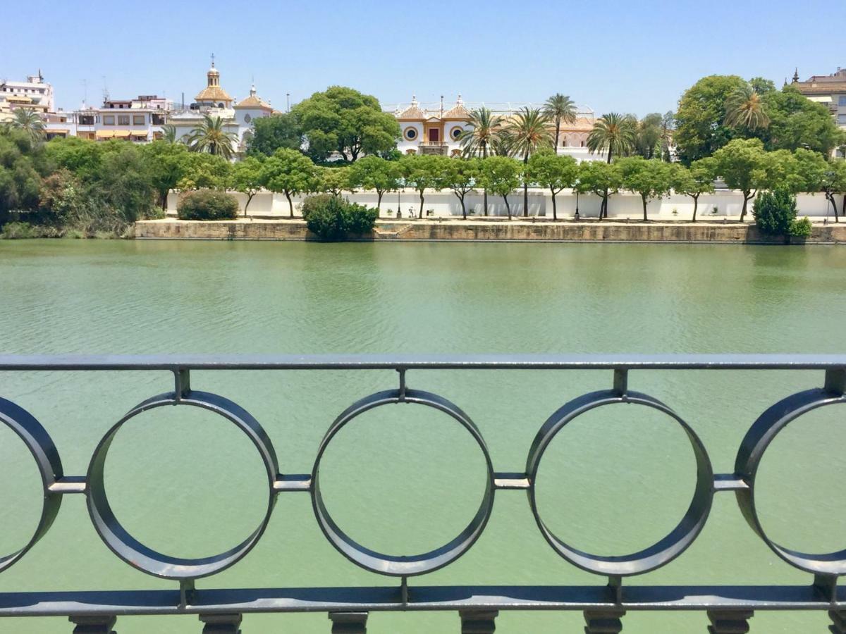 Betis A La Orilla Del Guadalquivir & Vistas A La Giralda Apartman Sevilla Kültér fotó