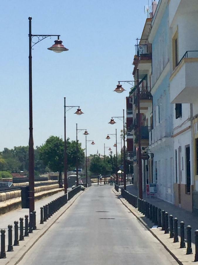Betis A La Orilla Del Guadalquivir & Vistas A La Giralda Apartman Sevilla Kültér fotó